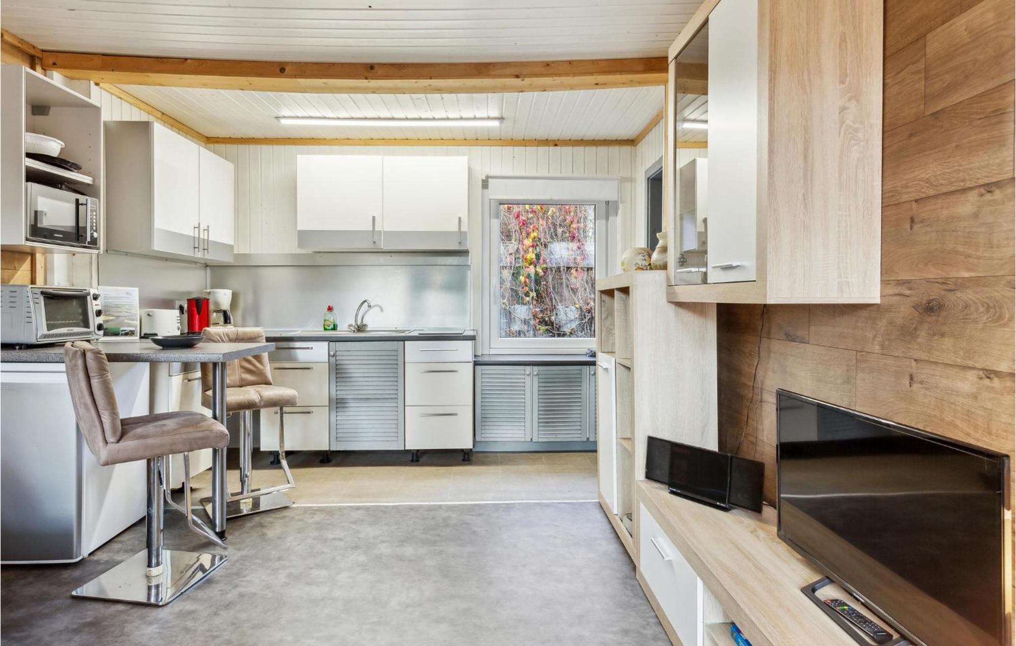 Nice Home In Zeulenroda-Triebes With Sauna エクステリア 写真