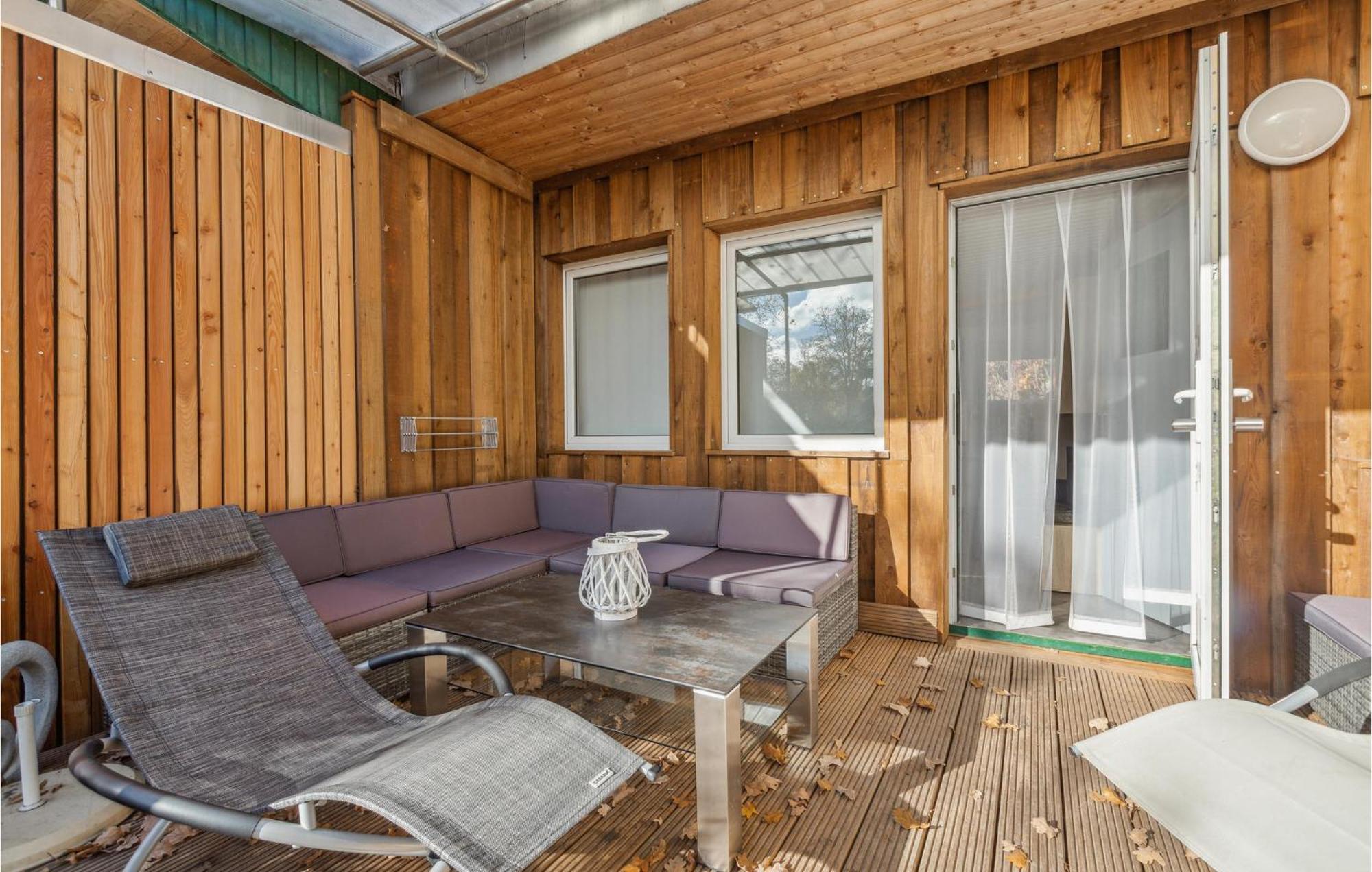 Nice Home In Zeulenroda-Triebes With Sauna エクステリア 写真